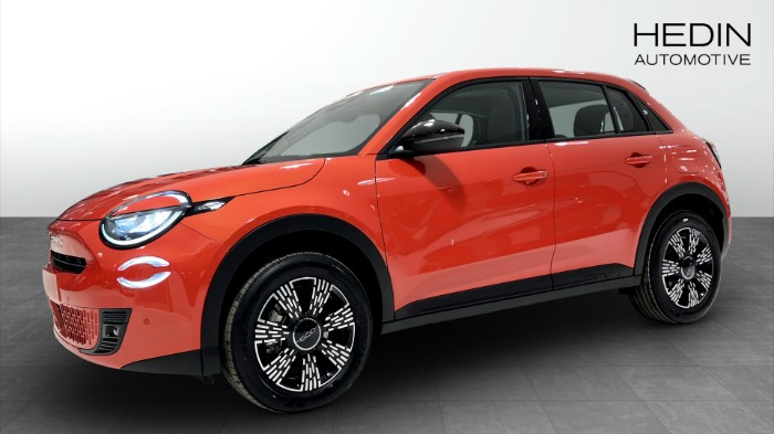 600 HEV ICON 1.2 110HK DCT6 FWD *0%RÄNTA & FRIA VINTERHJUL