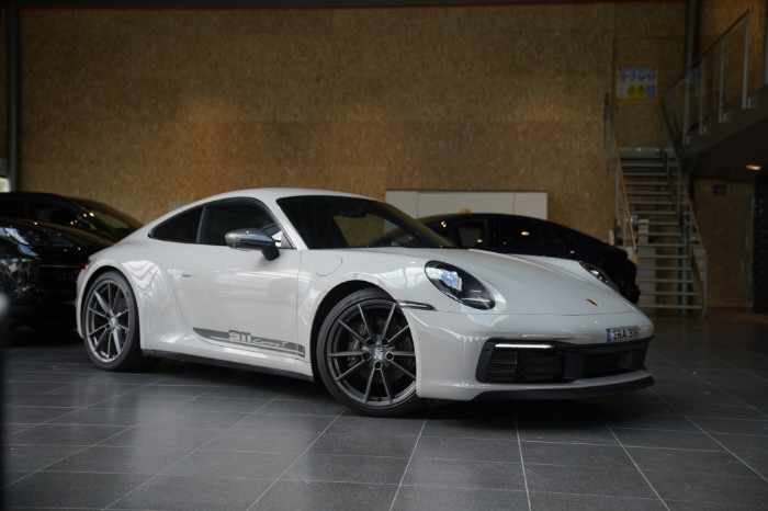 Carrera T 385hk