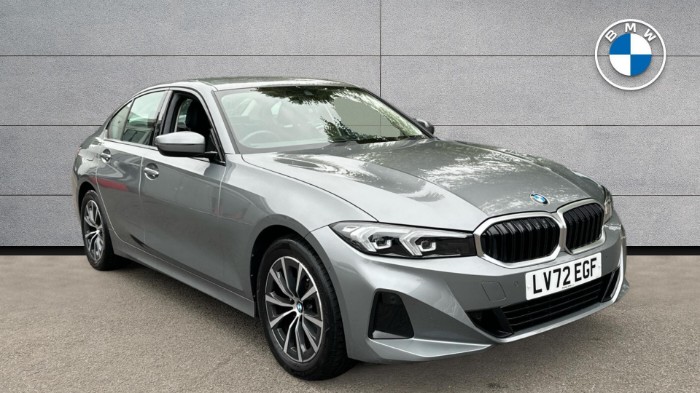 320i Sport Saloon