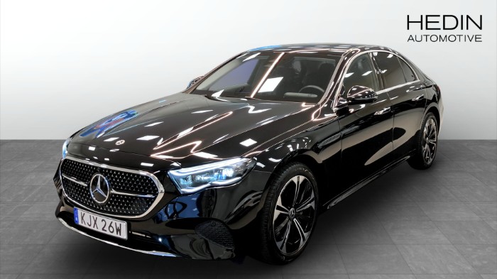 300E 4MATIC SEDAN / Helläder / 360-kam