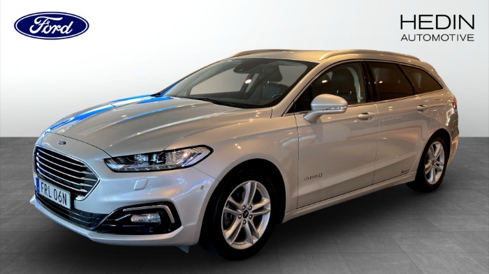 Kombi Hybrid E-CVT, 187hk