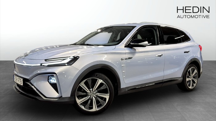 Luxury RWD 70kWh 180hk