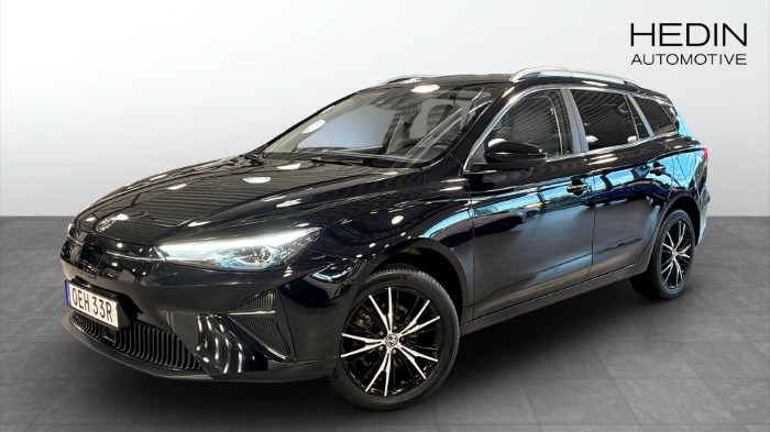 61 KWH | LUXURY | 360 | Car Play