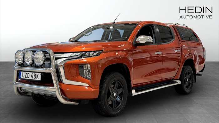 Dubbelhytt 2.2 Di-D 4WD Automatisk, 150hk