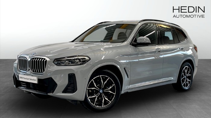 xDrive 30e M Sport Dragkrok Rattvärme Adaptiv farthållare