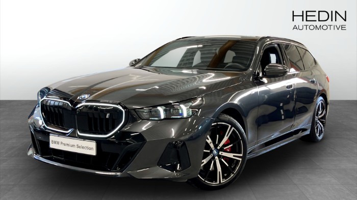 xDrive40 Touring M-Sport Head-up Panorama Drag