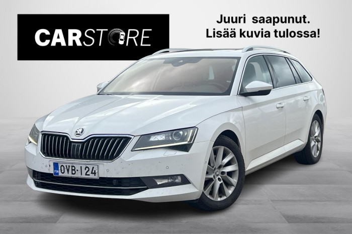Combi 1,8 TSI Style DSG Autom. // Panorama / Webasto / Adapt. vakkari / Canton / Vetokoukku / Kamera