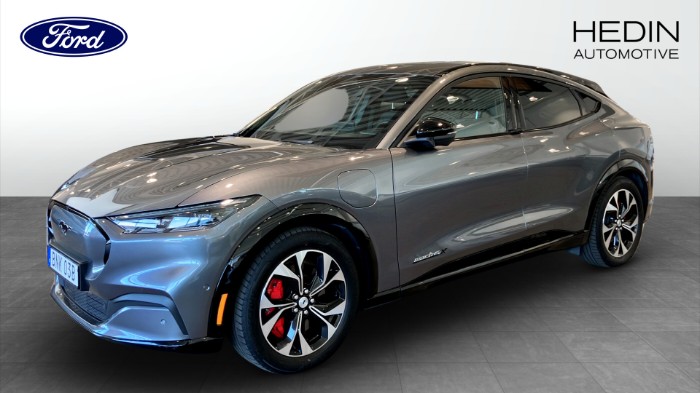 MACH-E Long Range AWD 351hk