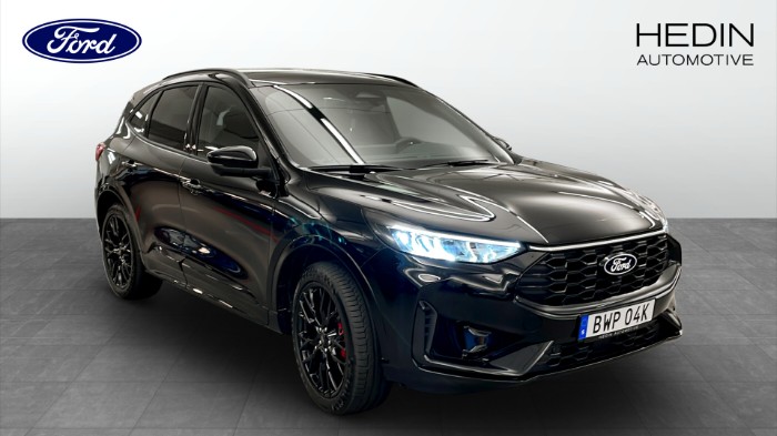 KUGA ST-LINE X BLACK EDITION AWD 243HP