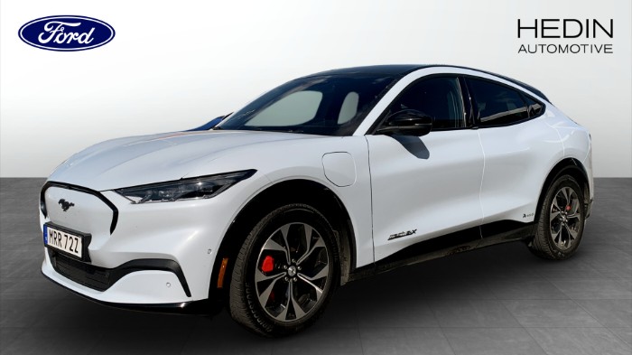 Long Range AWD Teknikpaket+ 351HK