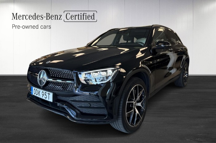 300 DE 4MATIC AMG Plus / Panorama / Cockpit