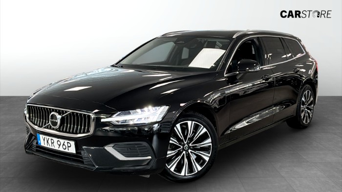 T6 Recharge AWD 350hk Momentum Kamera Navi