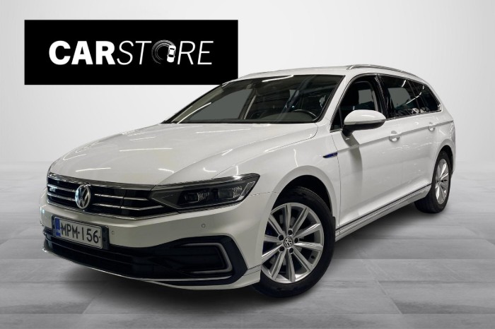 Variant GTE Plug-In Hybrid 160 kW DSG-automaatti // Vetokoukku / ACC /  iQ-Matrix LED /P. Kamera //