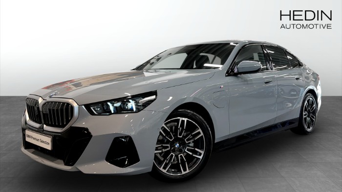 xDrive Sedan  M Sport H/K Drag Backkamera