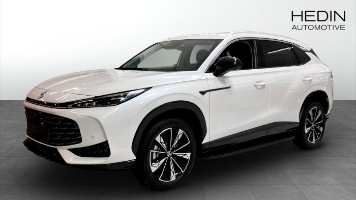 LUXURY Plug-In Hybrid