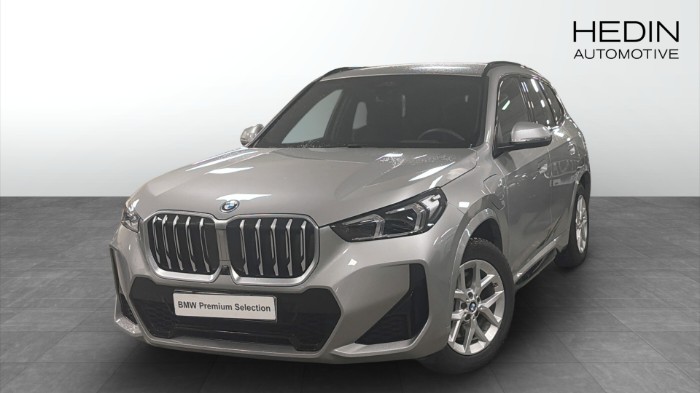 xDrive 25e M-Sport Business Head up Drag  H&K
