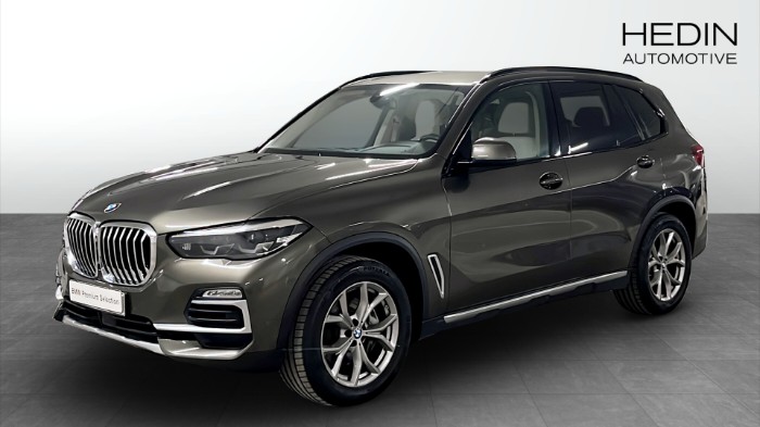 xDrive 30d xLine  Värmare H&K Drag Momsad