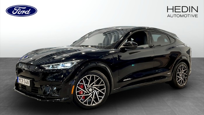 GT AWD Long Range 487hk | Panoramatak | B&O Ljudsystem |