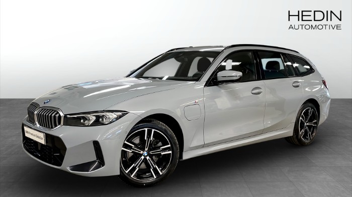 xDrive Touring M-sport Värmare Carplay HiFi Aktiv farth Drag
