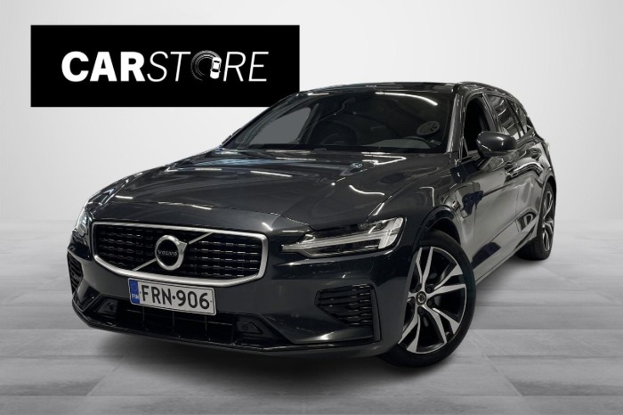 T8 AWD R-Design aut // Kattoluukku / Full-LED / Adapt. vakkari / PA-lämmitin / Sporttinahat / Navi!