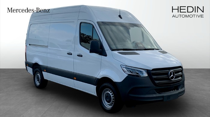 317 CDI A2 PRO Automat| Värmare| Drag 3.5t