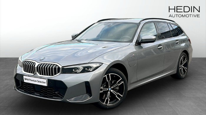 xDrive Touring M Sport Active edition Drag