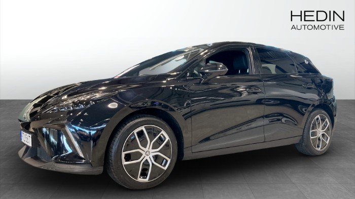 LUXURY 64 KWH