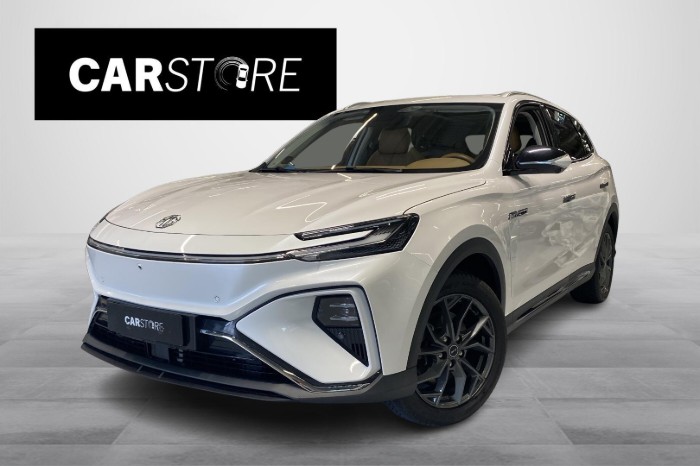 Performance AWD // Ilm. nahat / Bose / 360° kamera / Adapt. vakkari / Matrix LED / Digimittaristo!