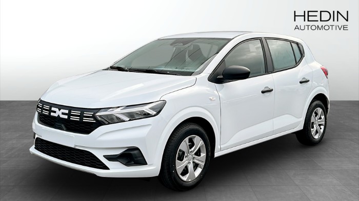 SANDERO ESSENTIAL TCE BENSIN 90HK 5-VXL MANUELL