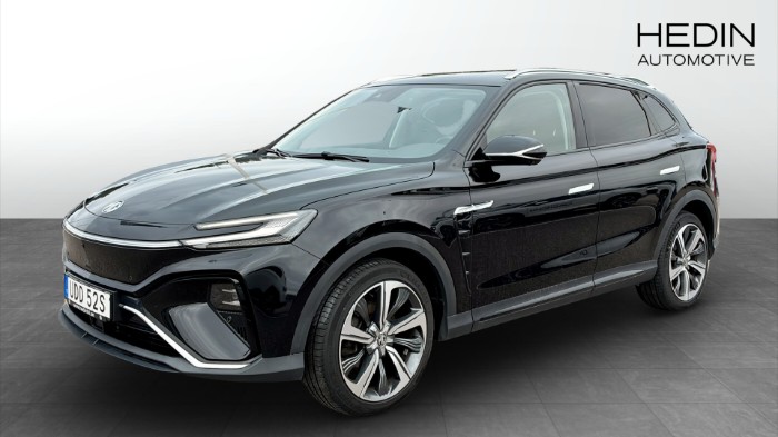 LUXURY 70 KWH 402km| PANORAMAGLASTAK | PL FR 3595KR