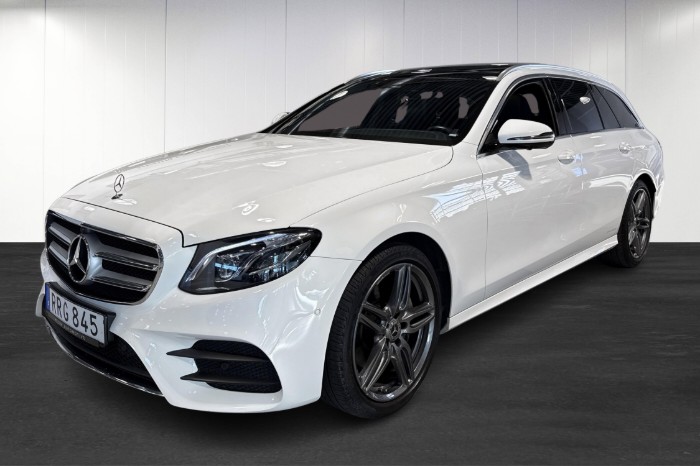 220 D AMG / Panorama / Burmester / Dragkrok NAVI