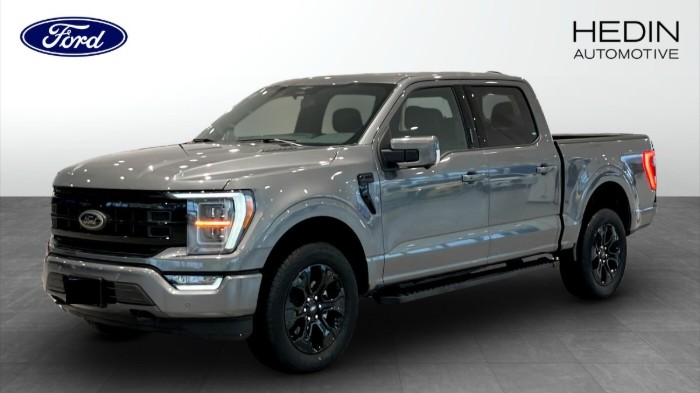 BLACK 4X4 5.0L V8 E85 406HP Kampanj Flaklock ingår