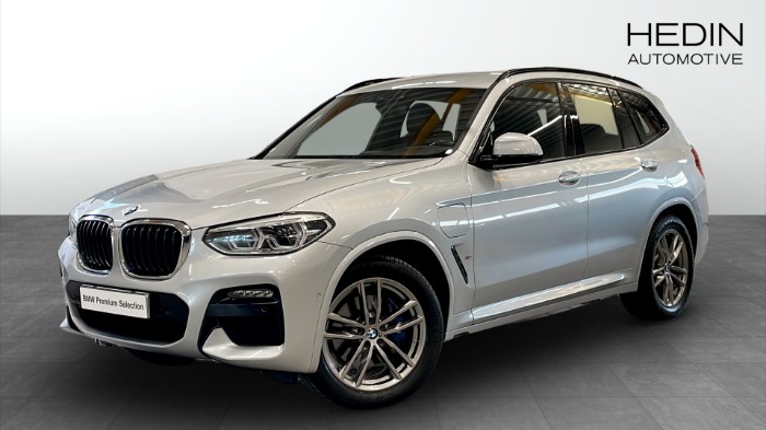 X3 xDrive 30e M Sport Drag HiFi Rattvärme Adapt LED-ljus