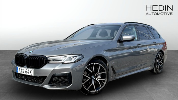 d xDrive Touring MHEV M Sport Head up Drag