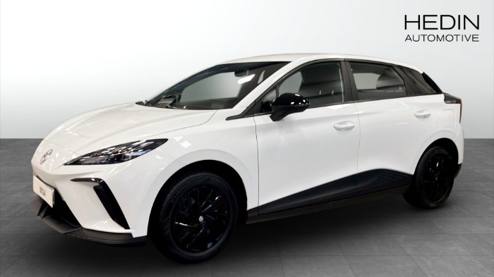 Luxury Long Range 64kWh 204hk