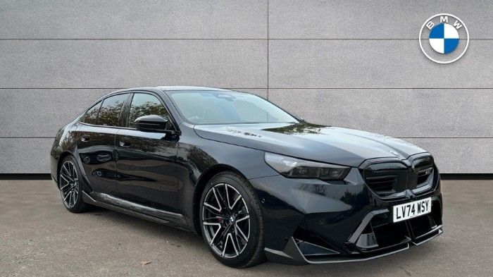 M5 Saloon