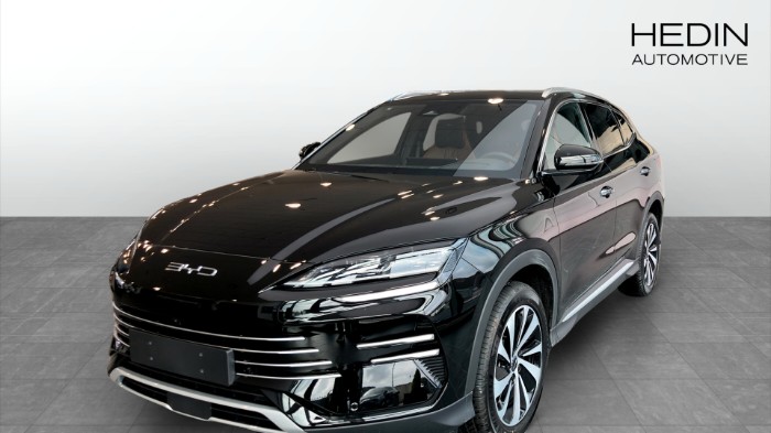 SEAL U COMFORT PHEV