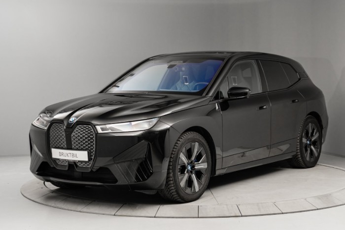 xDrive50 Fully Charged