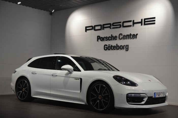 4 E-Hybrid Sport Turismo Platinum Edition