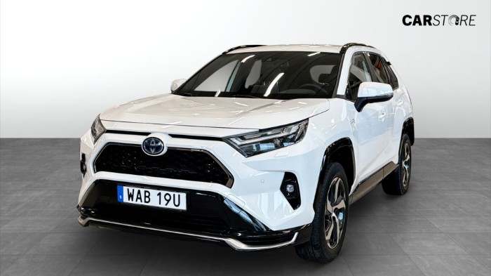 Plug-in Hybrid E-CVT (306hk) AWD / X-EDITION / BACKKAMERA