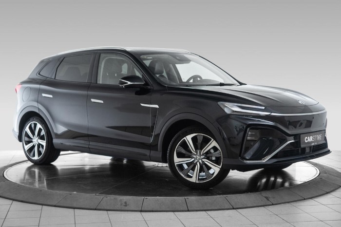 2WD Luxury