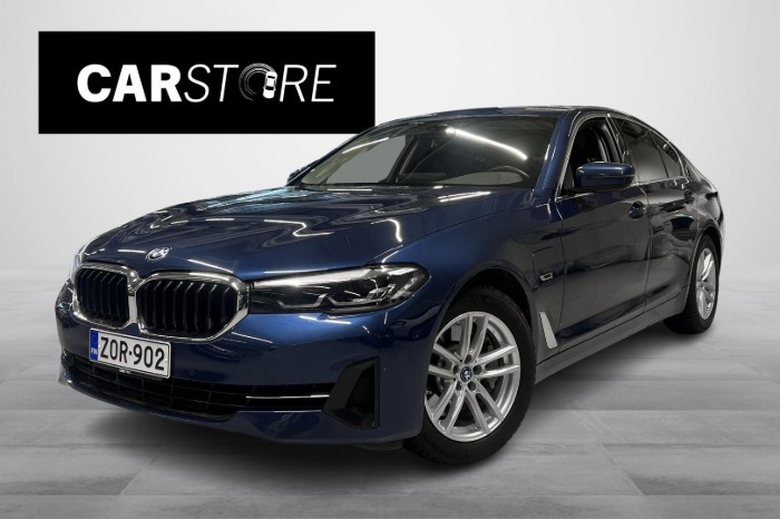 G30 Sedan 530e A Charged Edition // Peruutuskamera / Pro Navi / Phytonic Blue / Vakkari //