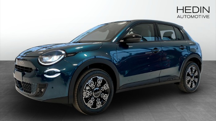 600 HEV ICON 1.2 110HK DCT6 FWD *0%RÄNTA & FRIA VINTERHJUL