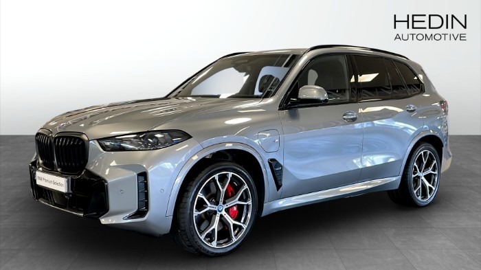 xDrive 50e M Sport, Innovation, Panorama, Drag Komfortstol läder, H/K