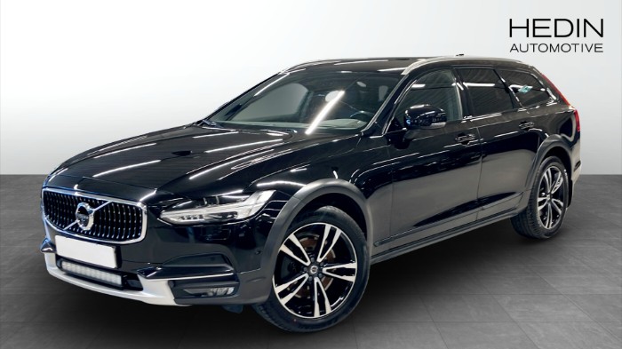 V90 CROSS COUNTRY