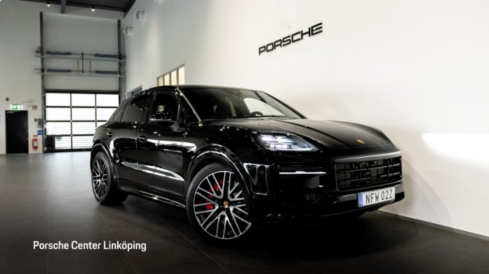 S E-Hybrid Coupé