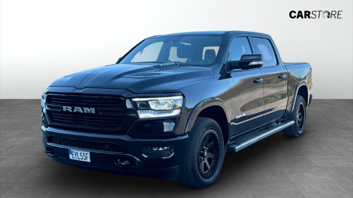 1500 LARAMIE SPORT CREW CAB 5,7 V8 HEMI