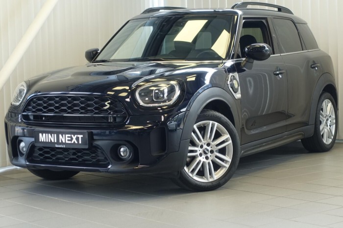 Cooper SE All4 Experience