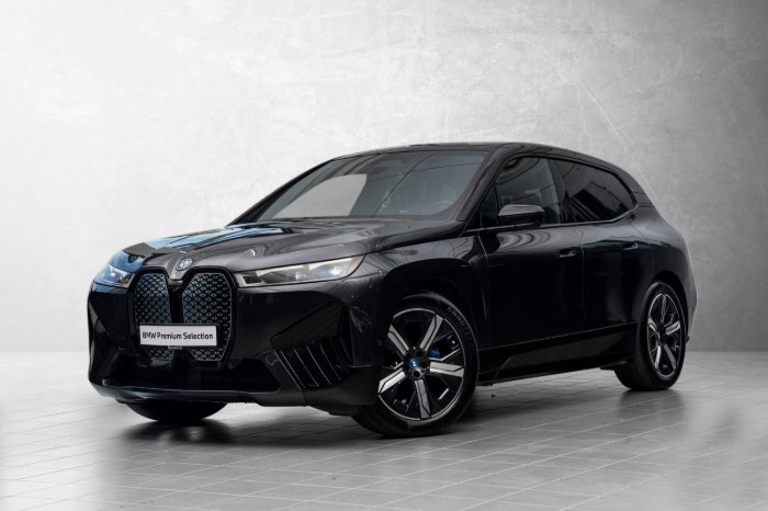 xDrive40 Fully Charged