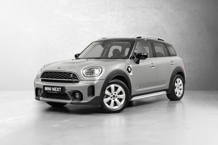 Cooper SE All4 Experience